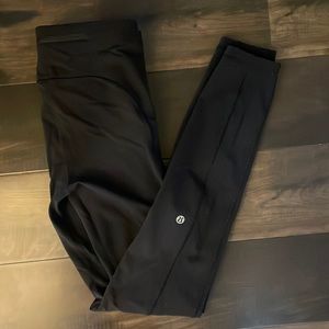 Black Lululemon size 6 leggings